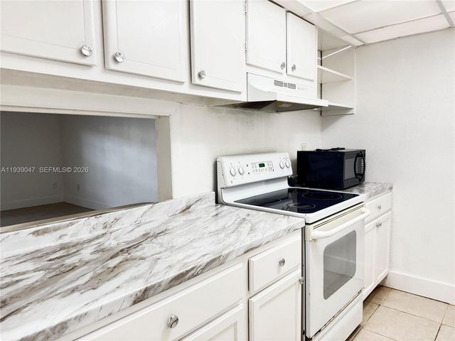 1855 NE 121st St 6, North Miami, FL 33181