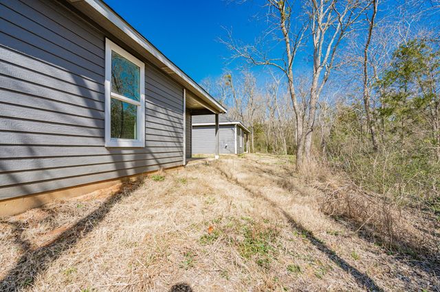 1702 Clark Street, Commerce, TX 75428