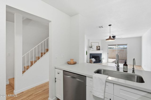 1961 N HARTFORD Street 1027, Chandler, AZ 85225