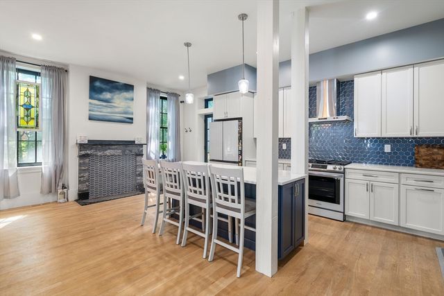 22 Kenilworth St, Boston, MA 02119