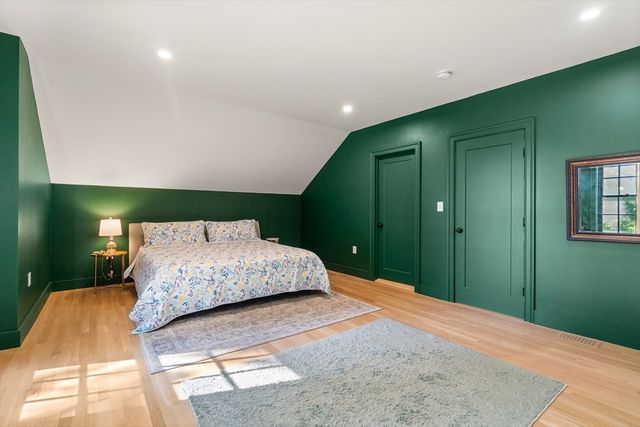 22 Kenilworth St, Boston, MA 02119