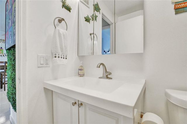 720 Orton 404, Fort Lauderdale, FL 33304