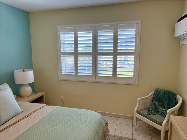 720 Orton 404, Fort Lauderdale, FL 33304