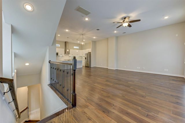 1108 Fowler Street, Houston, TX 77007