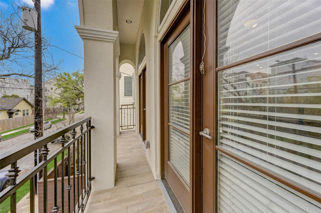 1108 Fowler Street, Houston, TX 77007