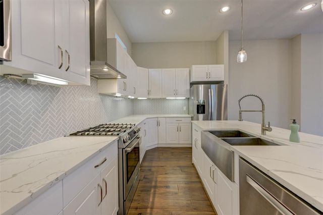 1108 Fowler Street, Houston, TX 77007