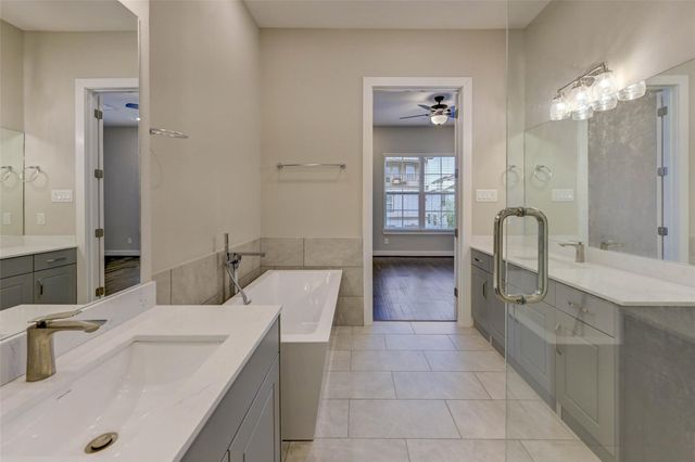 1108 Fowler Street, Houston, TX 77007