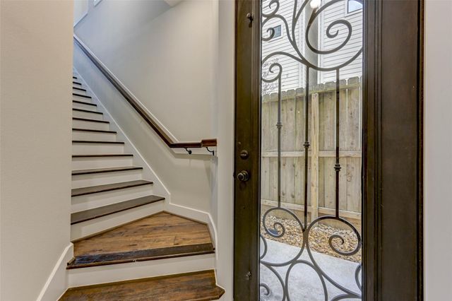 1108 Fowler Street, Houston, TX 77007