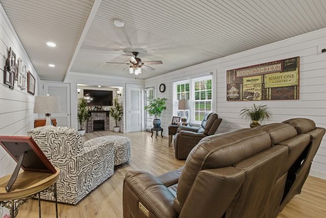 3330 East Lindsay Drive, Columbus, GA 31907