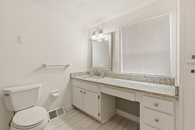 3330 East Lindsay Drive, Columbus, GA 31907