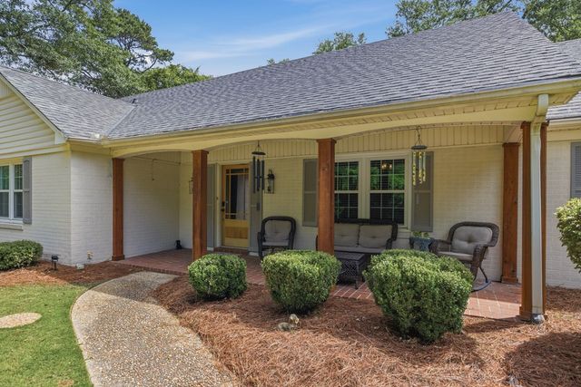 3330 East Lindsay Drive, Columbus, GA 31907