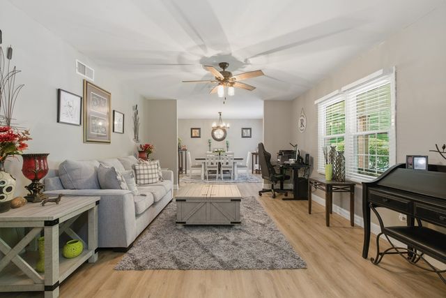 3330 East Lindsay Drive, Columbus, GA 31907