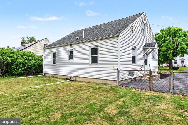 203 PINE ROAD, Mount Holly Springs, PA 17065