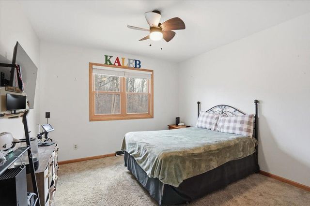 W9072 Hilltop Road, Portage, WI 53901