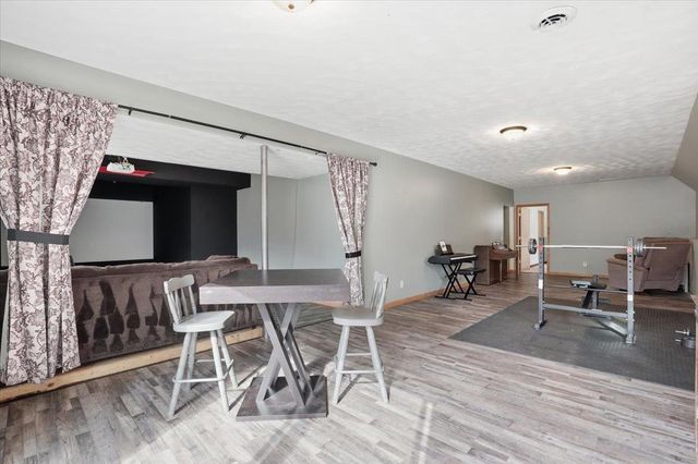 W9072 Hilltop Road, Portage, WI 53901