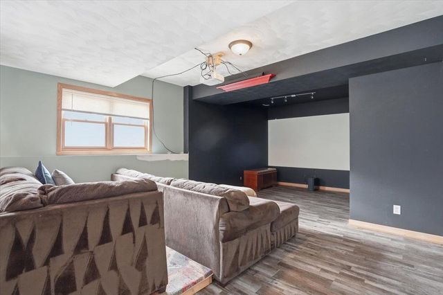 W9072 Hilltop Road, Portage, WI 53901