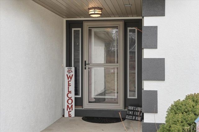 W9072 Hilltop Road, Portage, WI 53901