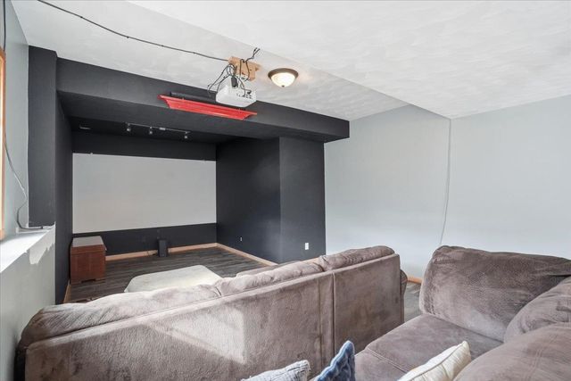 W9072 Hilltop Road, Portage, WI 53901