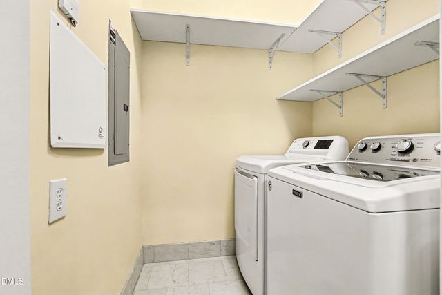3810 Lunceston Way 301, Raleigh, NC 27613