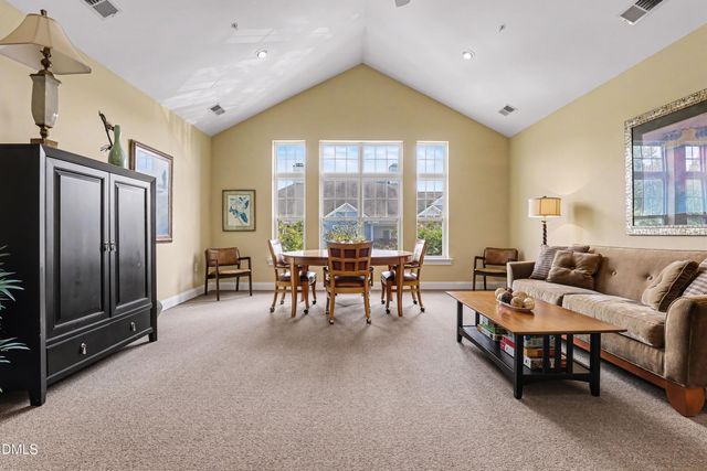 3810 Lunceston Way 301, Raleigh, NC 27613