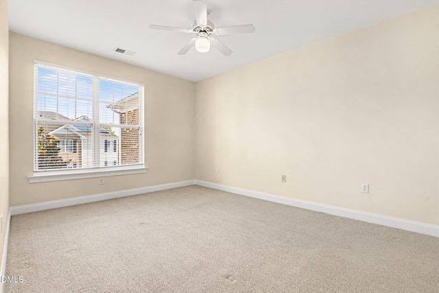3810 Lunceston Way 301, Raleigh, NC 27613