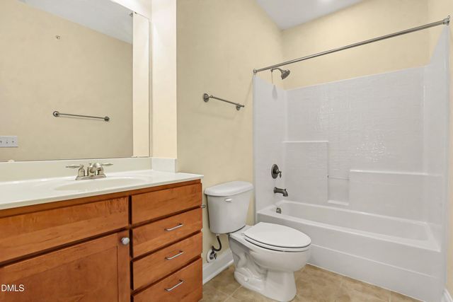 3810 Lunceston Way 301, Raleigh, NC 27613