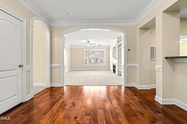 3810 Lunceston Way 301, Raleigh, NC 27613