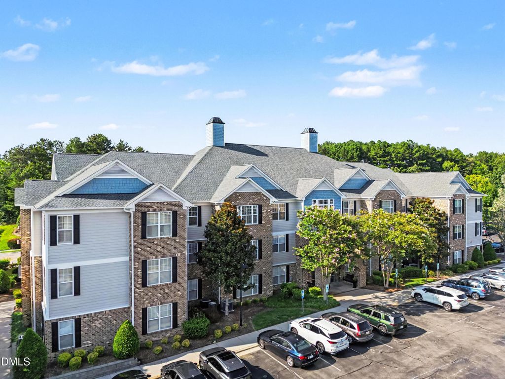 3810 Lunceston Way 301, Raleigh, NC 27613