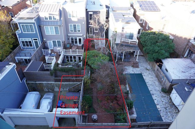 1233 E ST SE, Washington, DC 20003