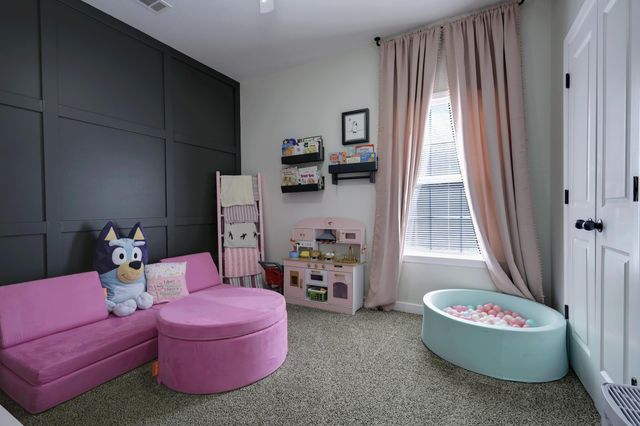 40 AUSTIN DR, Oakland, TN 38060