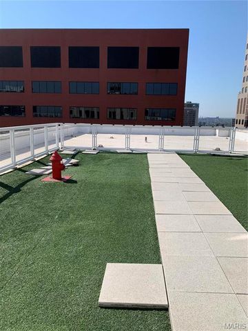 300 N Broadway 1402, St Louis, MO 63102