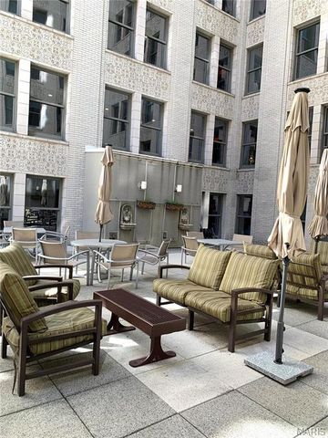 300 N Broadway 1402, St Louis, MO 63102