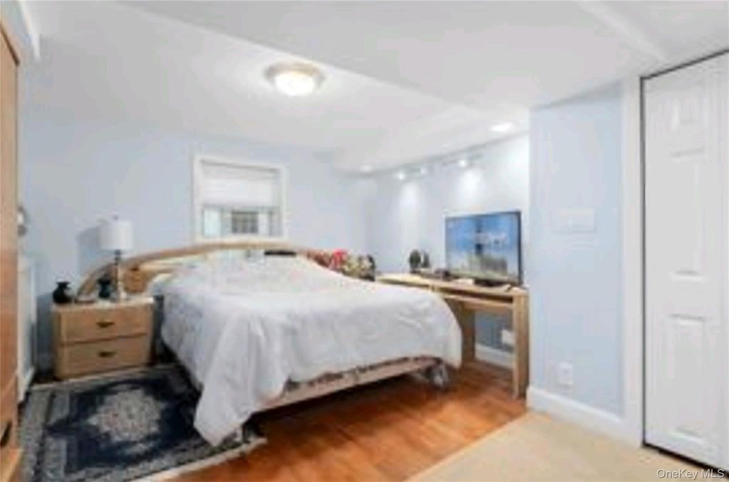 836 Revere Avenue, Bronx, NY 10465 — photo 4