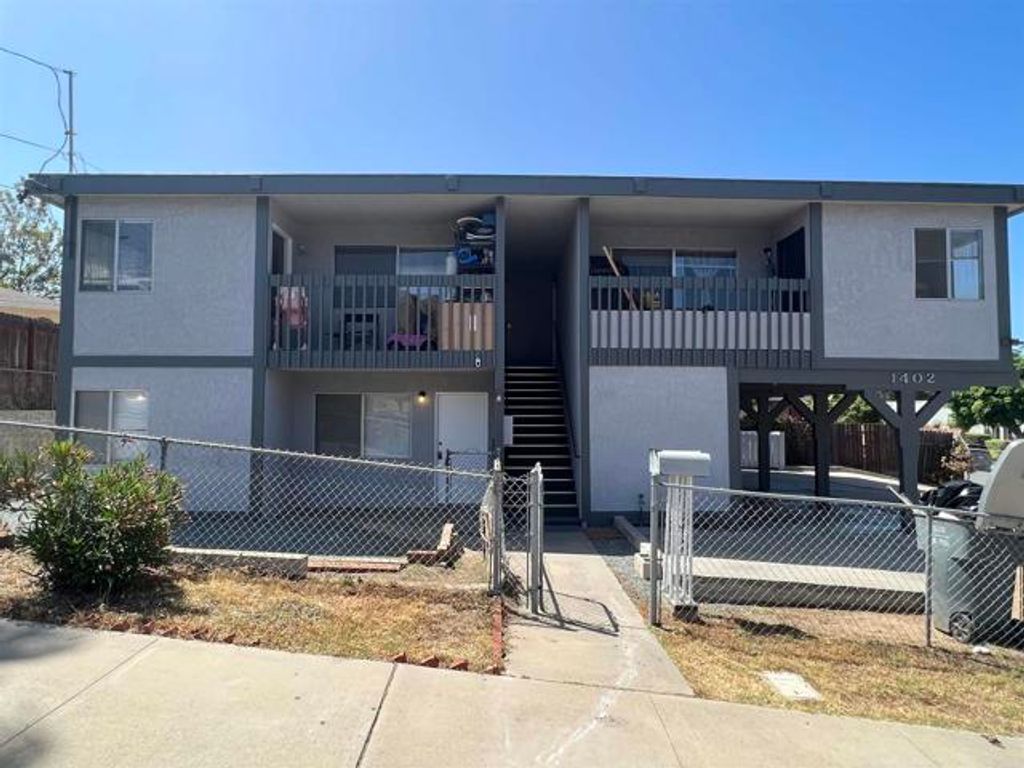 1402 E 14th St 1, National City, CA 91950