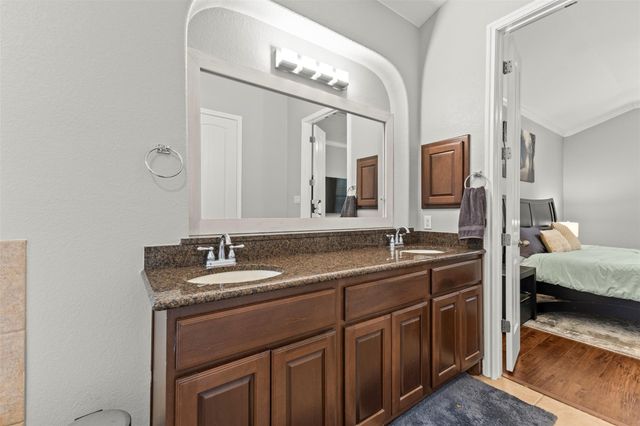 8505 Alophia DR, Austin, TX 78739