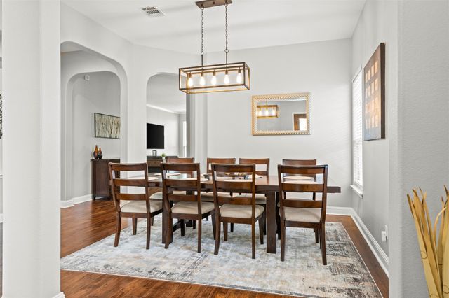 8505 Alophia DR, Austin, TX 78739