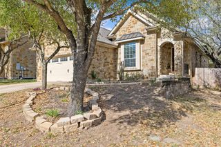 8505 Alophia DR, Austin, TX 78739