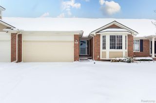 26196 Captains Landing, Chesterfield Township, MI 48051