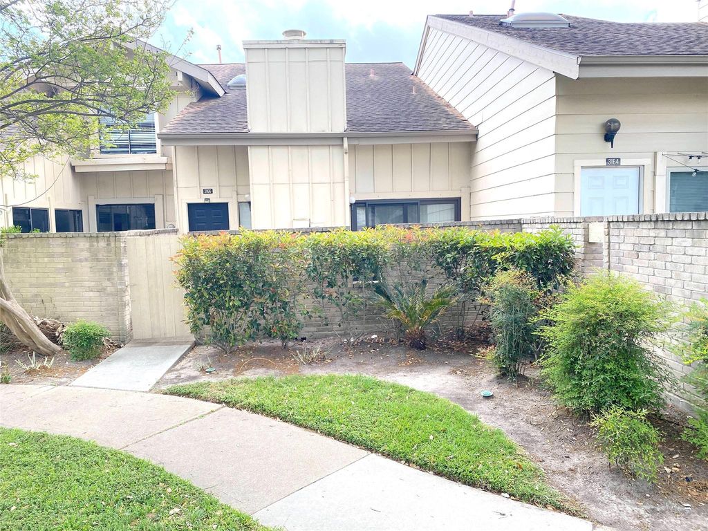 3166 Windchase Boulevard 465, Houston, TX 77082