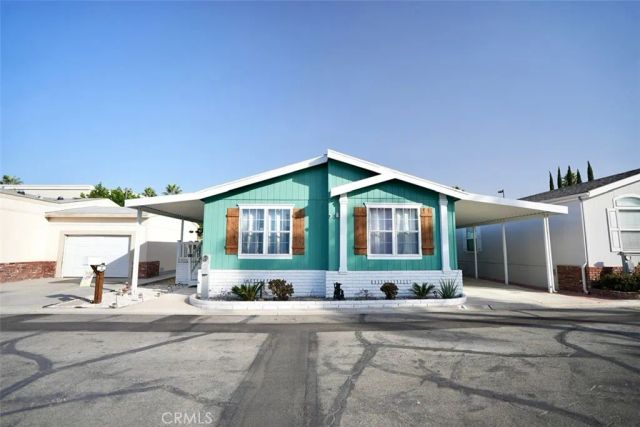 19127 Pioneer 4, Artesia, CA 90701
