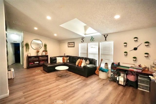 19127 Pioneer 4, Artesia, CA 90701