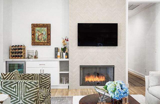 2012 Cedar Ln, Nashville, TN 37212