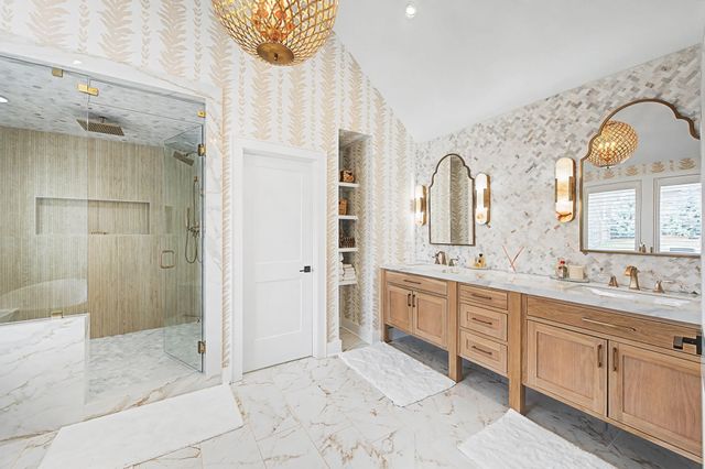 2012 Cedar Ln, Nashville, TN 37212