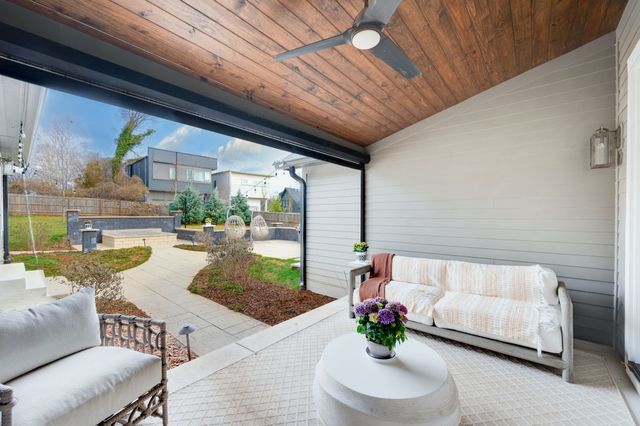 2012 Cedar Ln, Nashville, TN 37212