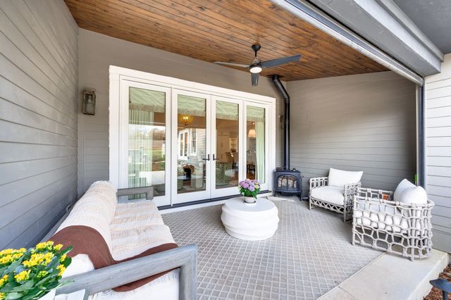 2012 Cedar Ln, Nashville, TN 37212