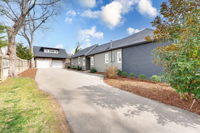 2012 Cedar Ln, Nashville, TN 37212