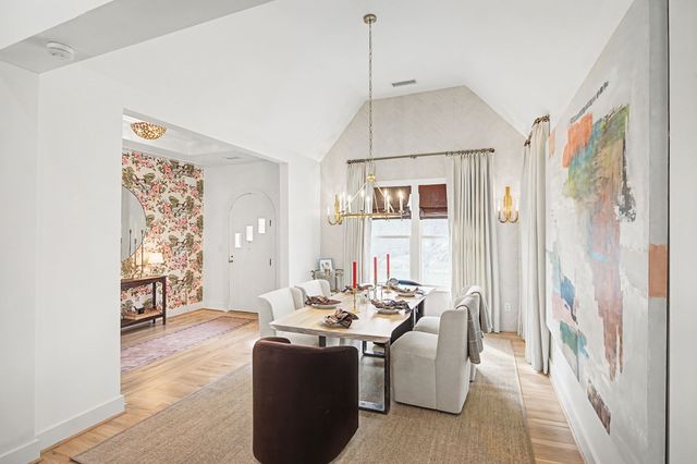 2012 Cedar Ln, Nashville, TN 37212