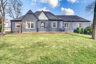 2012 Cedar Ln, Nashville, TN 37212