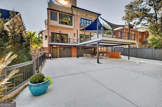 1216 E Rock Springs Road, Atlanta, GA 30306