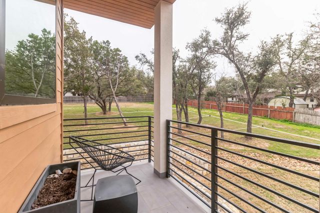 6819 Wolfcreek PASS 22, Austin, TX 78749